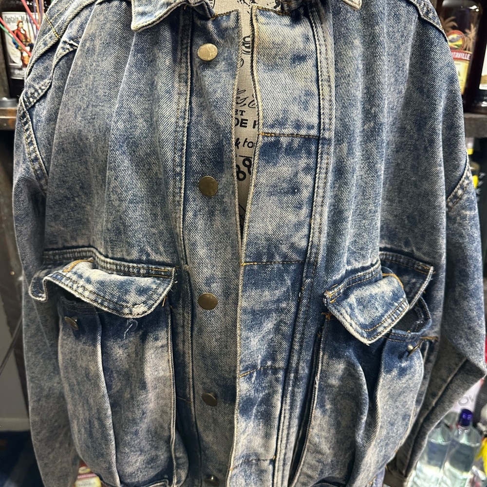 Jean jacket - Picture 14 of 14